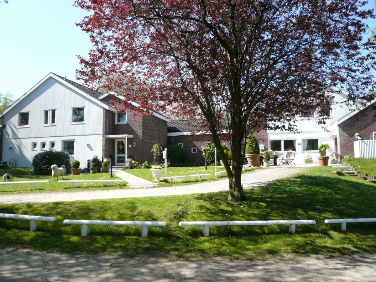 Landhaus Dr. Seiffert Hotel Scharbeutz Exterior photo